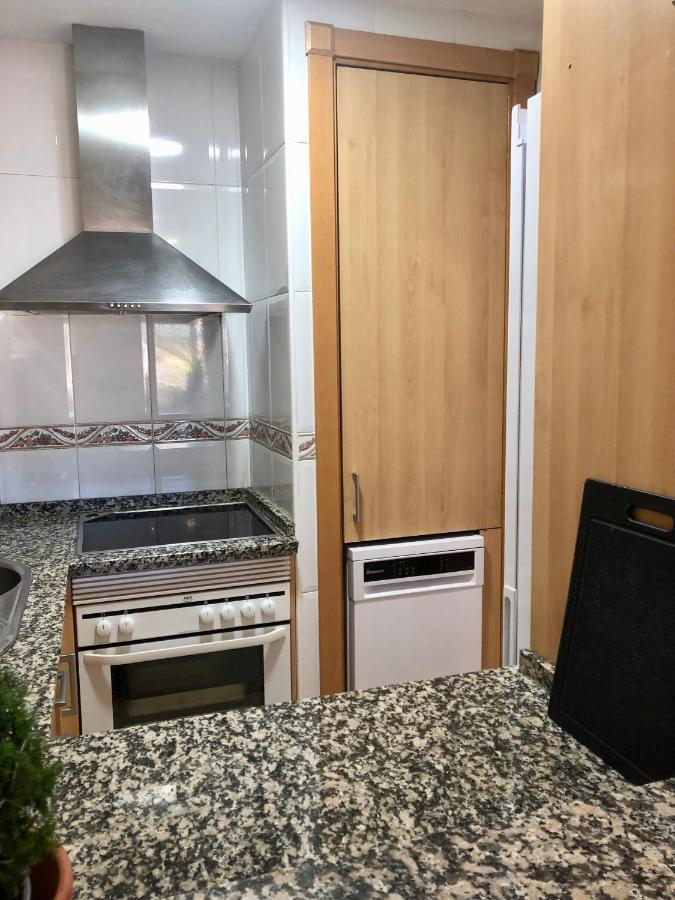 Ellie'S Hus 2 Apartment เบนัลมาเดนา ภายนอก รูปภาพ