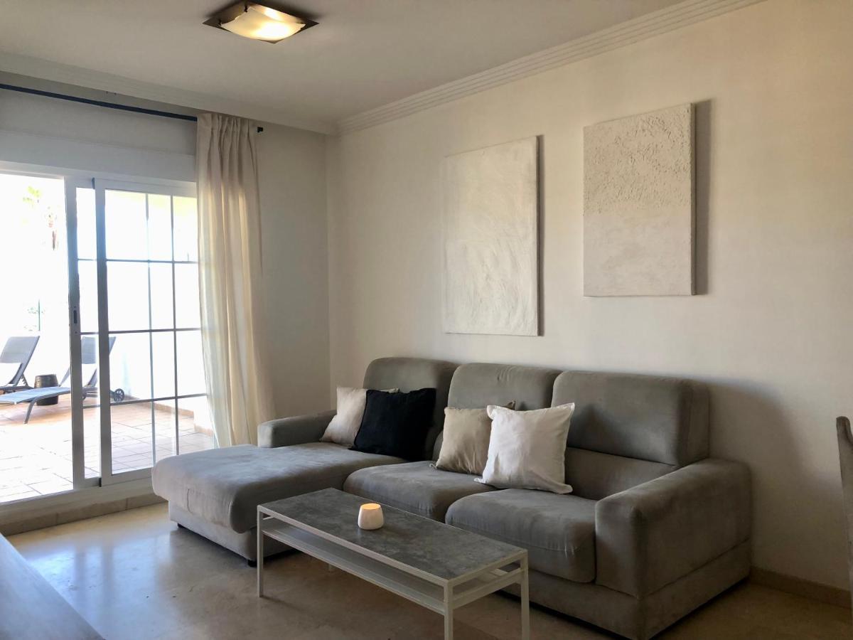 Ellie'S Hus 2 Apartment เบนัลมาเดนา ภายนอก รูปภาพ