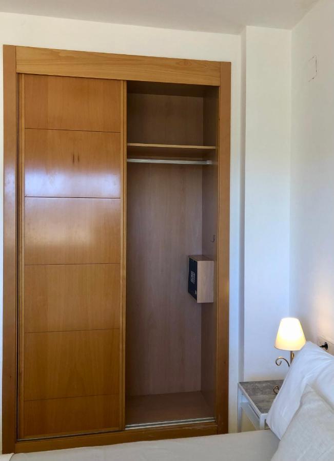 Ellie'S Hus 2 Apartment เบนัลมาเดนา ภายนอก รูปภาพ