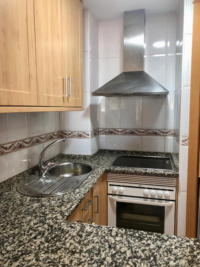 Ellie'S Hus 2 Apartment เบนัลมาเดนา ภายนอก รูปภาพ