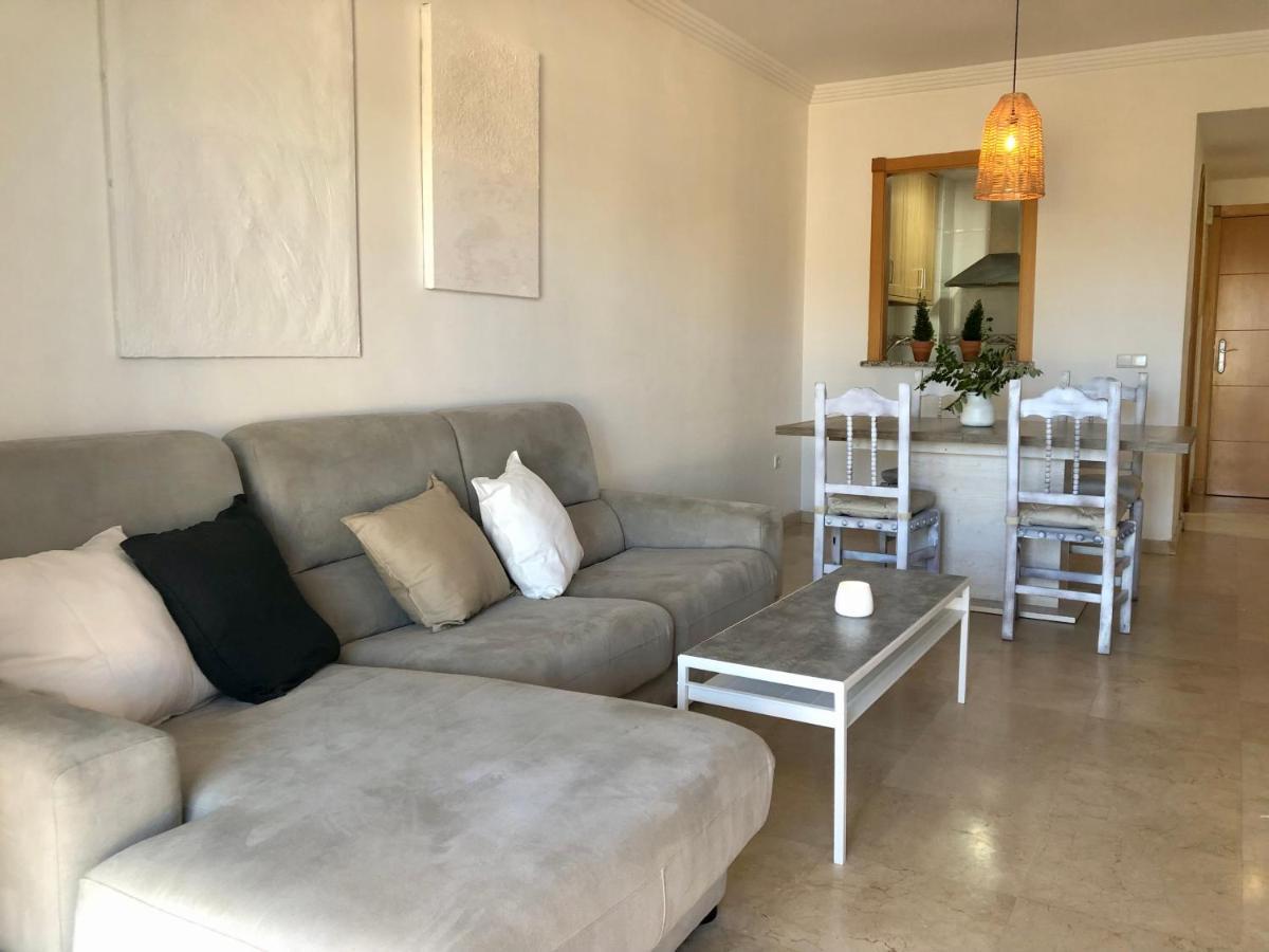 Ellie'S Hus 2 Apartment เบนัลมาเดนา ภายนอก รูปภาพ