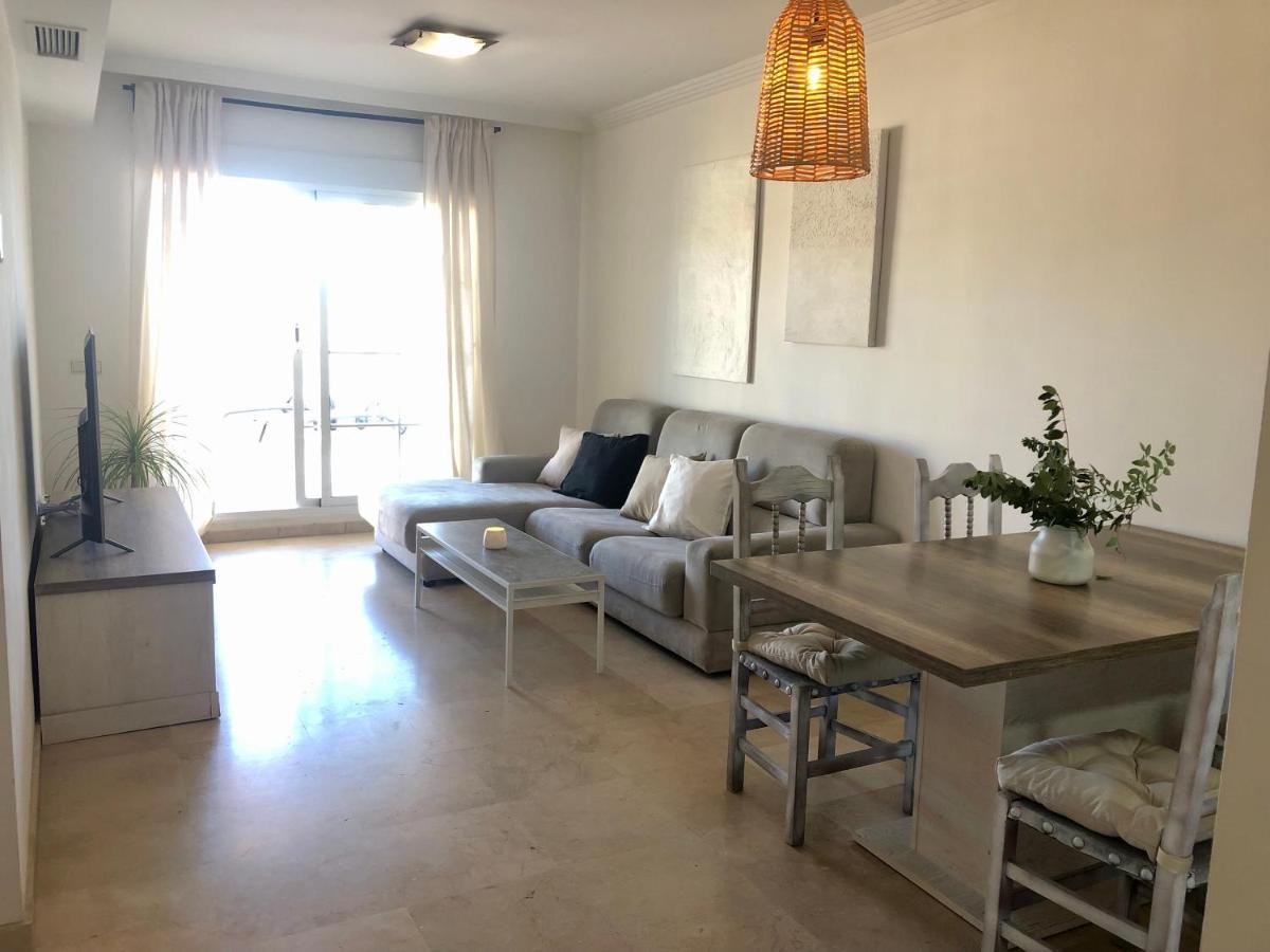 Ellie'S Hus 2 Apartment เบนัลมาเดนา ภายนอก รูปภาพ