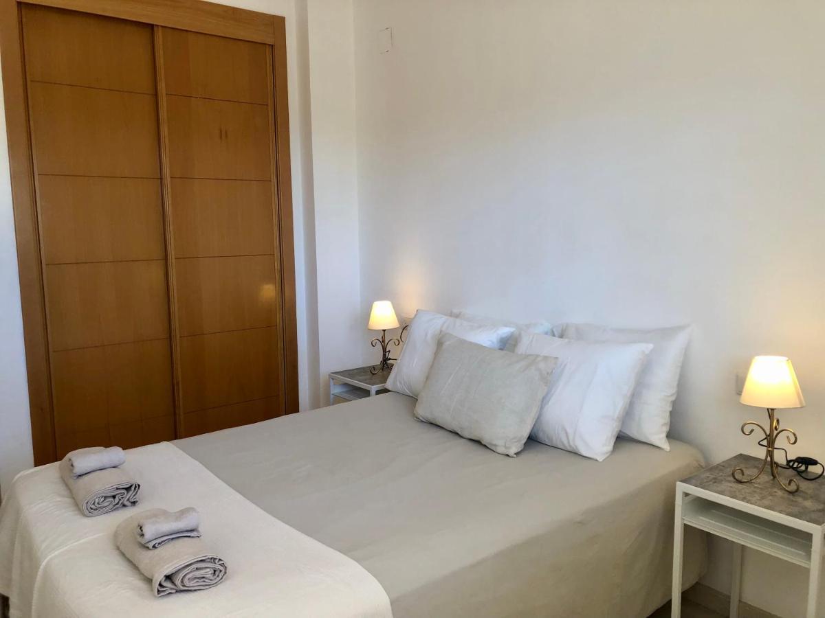 Ellie'S Hus 2 Apartment เบนัลมาเดนา ภายนอก รูปภาพ